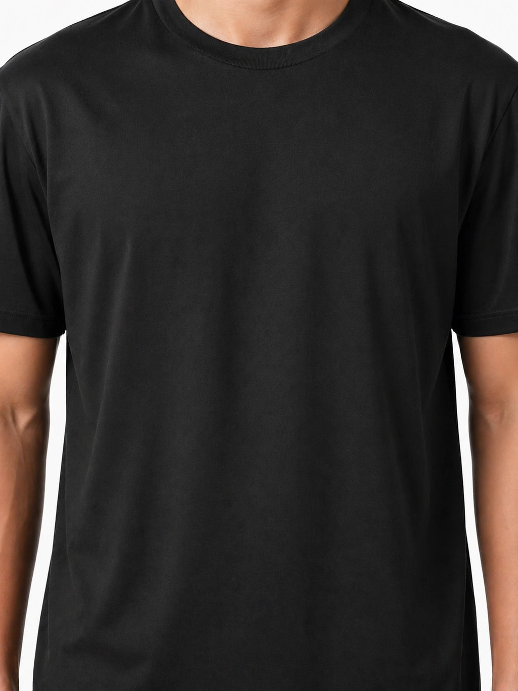 BLACK - REGULAR FIT TSHIRT