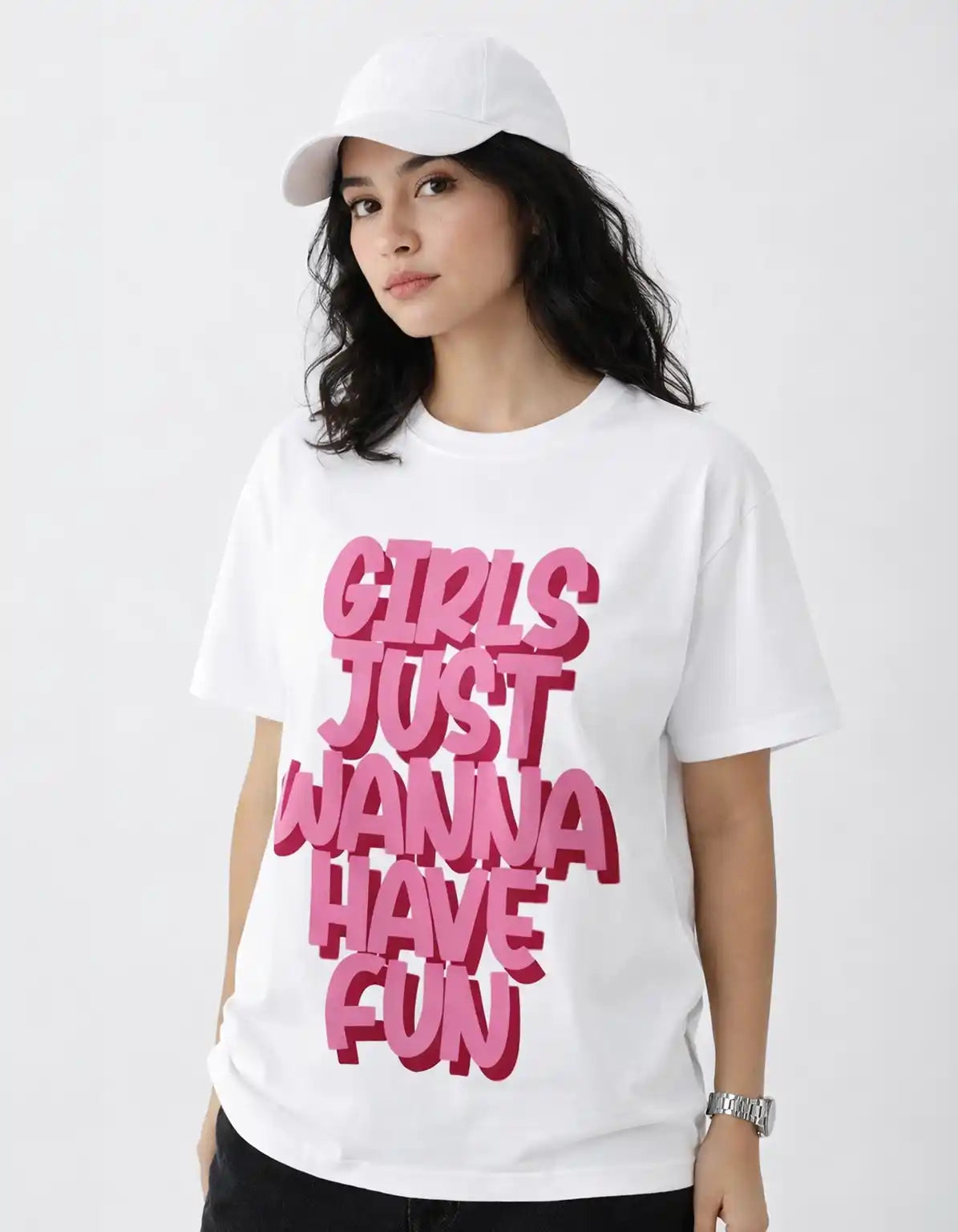 GIRLS WANNA HAVE FUN - OVERSIZED TSHIRT  Oversized Tshirts