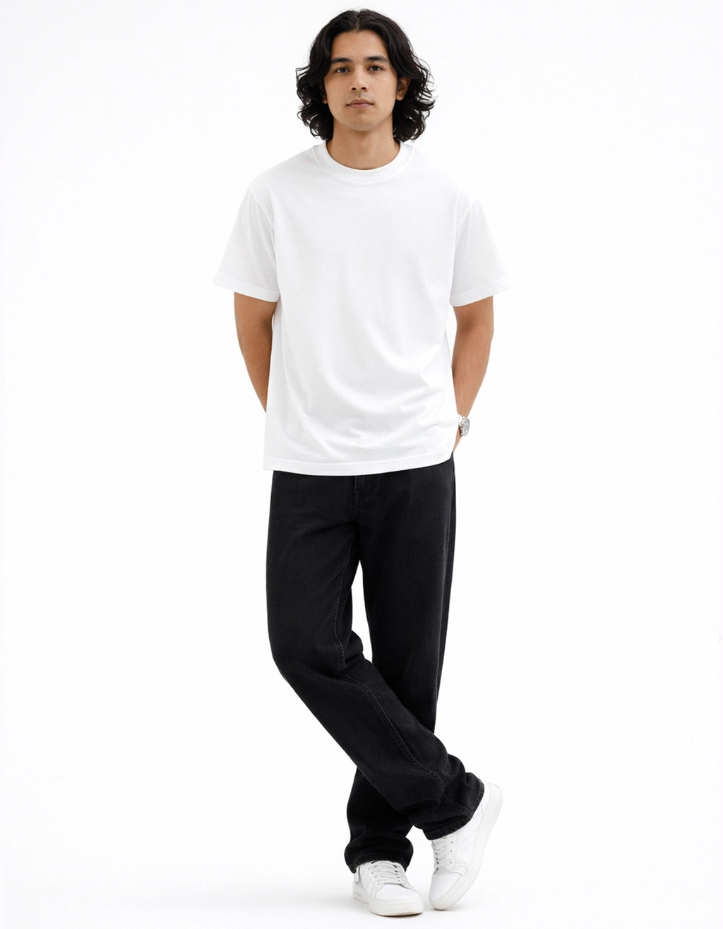 WHITE - OVERSIZED TSHIRT