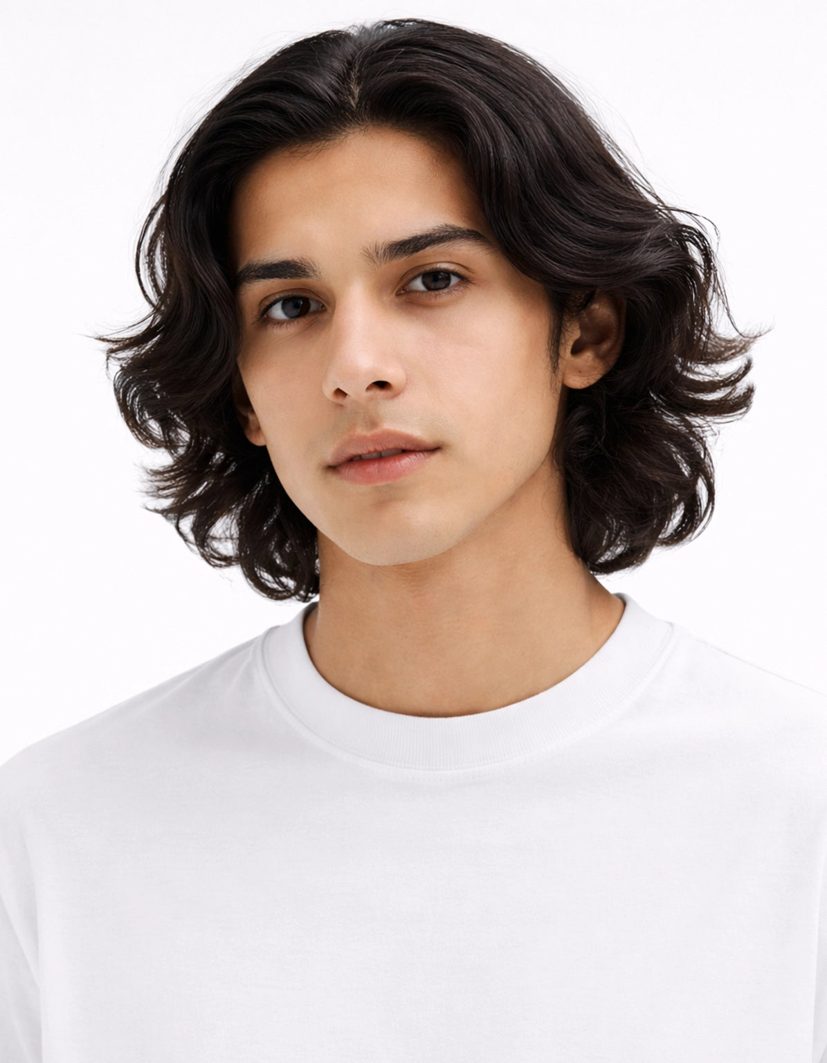 WHITE - OVERSIZED TSHIRT