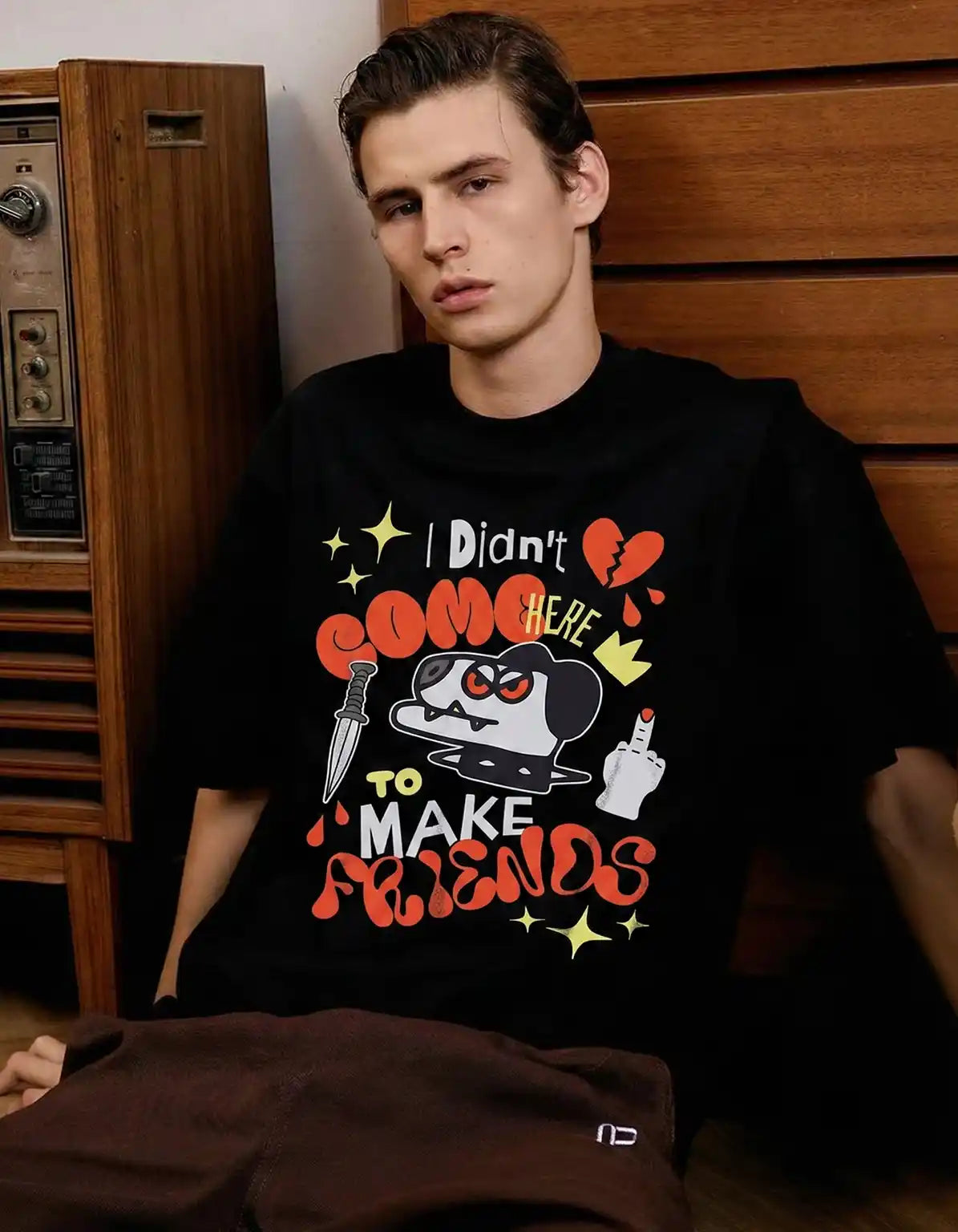 NO FRIENDS - OVERSIZED T-SHIRT  Oversized Tshirts