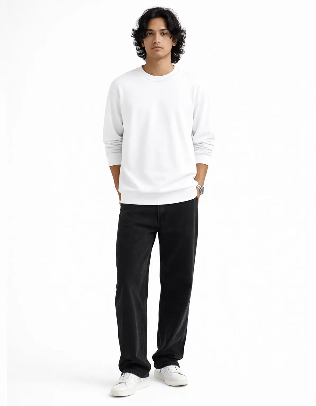 CRISP WHITE - OVERSIZED SWEATSHIRT