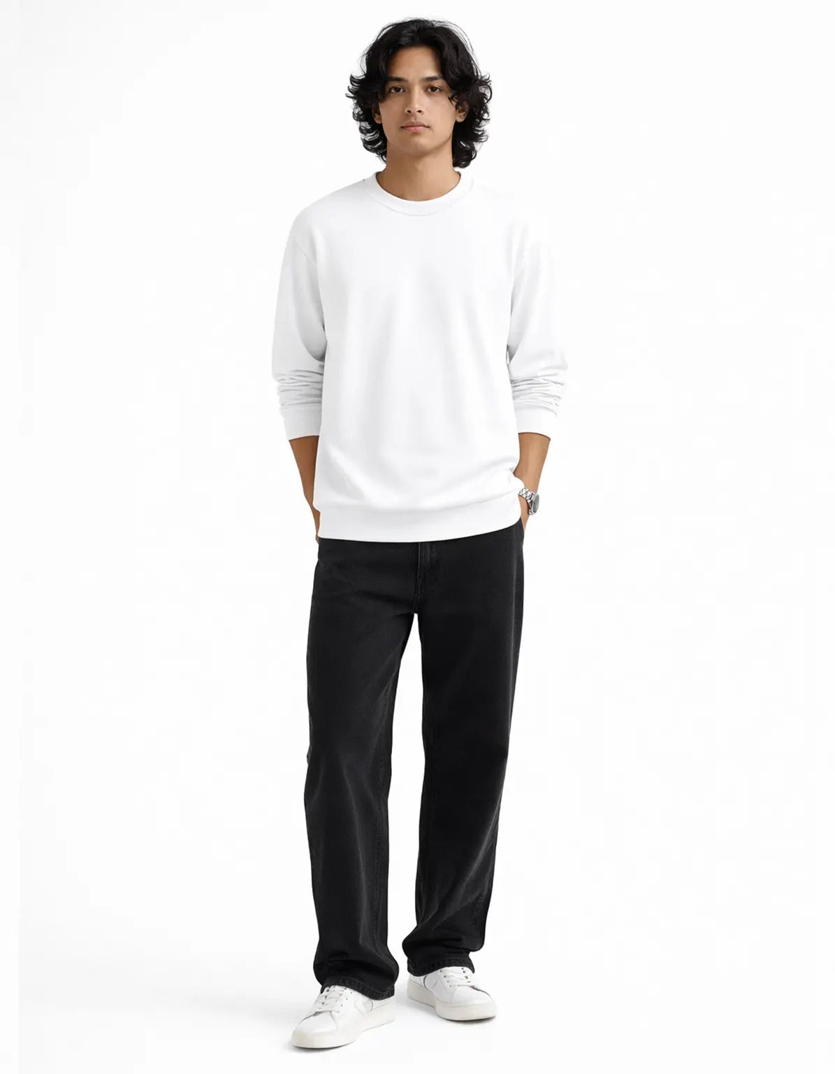 CRISP WHITE - OVERSIZED SWEATSHIRT