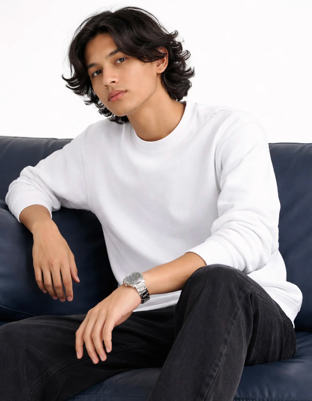 CRISP WHITE - OVERSIZED SWEATSHIRT